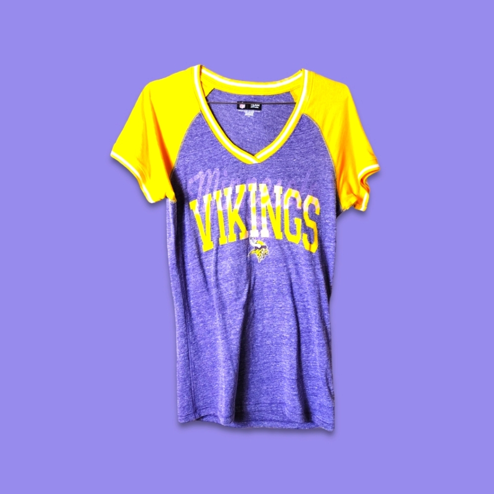 Adult T-Shirt  - Minnesota Vikings